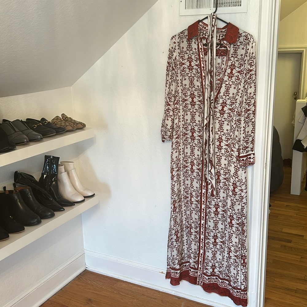 ALICE + OLIVIA
Printed Chassidy Dress size small nwot - Picture 5 of 9